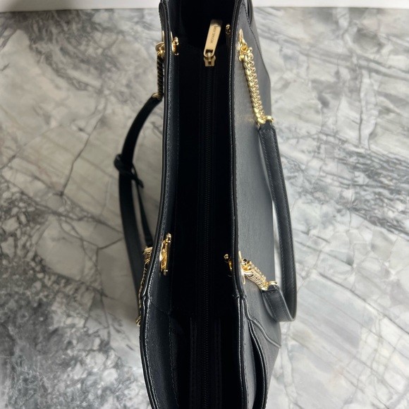 Michael Kors Jet Set Large Saffiano Leather Shoulder Bag, wallet and wristlet. - Picture 4 of 9